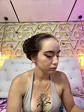 MelanyyJhonson15 online show from 06-11-26, 08:39