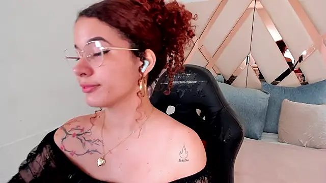 avrilwaynee online show from 02-13-26, 11:54