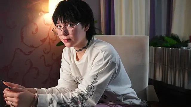 MiTeehee online show from 11-14-25, 11:58