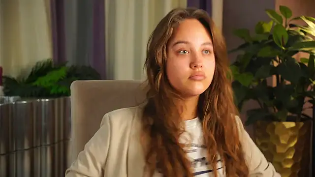 Snapshot of AlesiaTouhey chatting on 11-17-25, 12:09 AlesiaTouhey online show from 11-17-25, 12:09