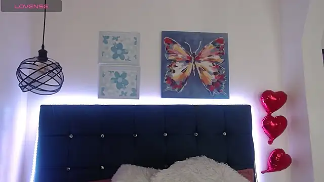 Catalinajane1 online show from 04-03-26, 01:39