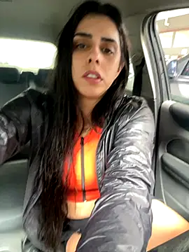 Snapshot of Monahliza chatting on 12-02-25, 01:35 Monahliza online show from 12-02-25, 01:35