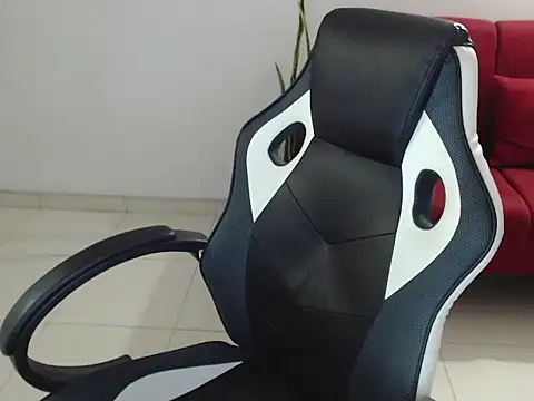 SeleneeRousse online show from 03-10-26, 05:22