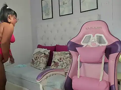 Snapshot of anna_jules chatting on 11-22-25, 12:48 anna jules online show from 11-22-25, 12:48