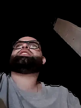 julianlondo111 online show from 12-21-25, 01:19