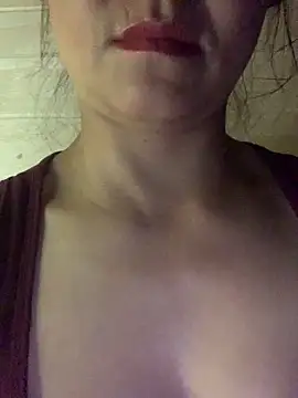 Snapshot of Diana-sexyy chatting on 02-11-26, 02:28 Diana-sexyy online show from 02-11-26, 02:28