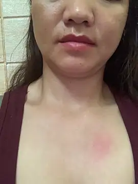 Snapshot of Diana-sexyy chatting on 02-11-26, 02:22 Diana-sexyy online show from 02-11-26, 02:22