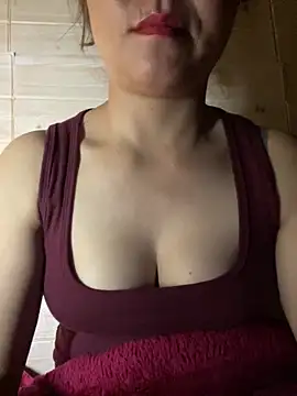 Snapshot of Diana-sexyy chatting on 02-14-26, 01:55 Diana-sexyy online show from 02-14-26, 01:55