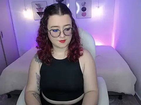 Snapshot of selene_rouse_ chatting on 11-24-25, 01:22 selene rouse online show from 11-24-25, 01:22