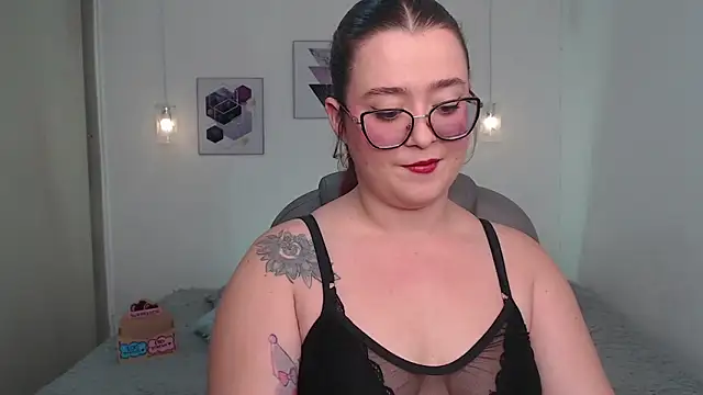 Snapshot of selene_rouse_ chatting on 05-31-26, 09:26 selene rouse online show from 05-31-26, 09:26