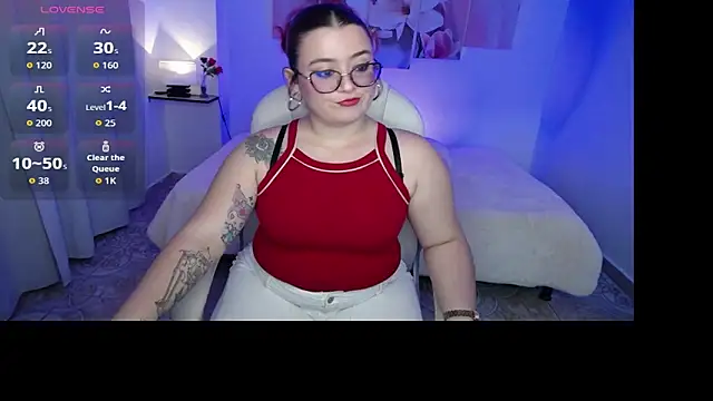 Snapshot of selene_rouse_ chatting on 02-07-26, 10:51 selene rouse online show from 02-07-26, 10:51