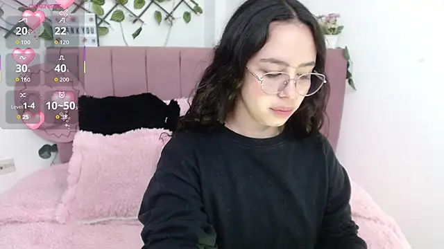 amaris ferrer online show from 12-22-25, 01:44