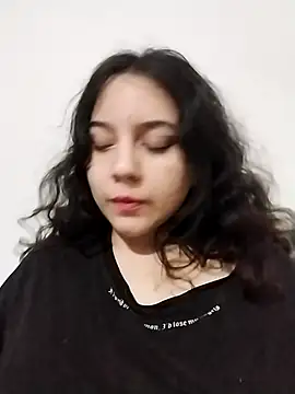 chibi love online show from 01-17-26, 02:37