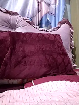 MysaLy2k online show from 12-17-25, 01:32