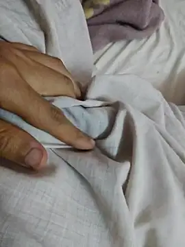 Atefnabil1 online show from 04-25-26, 11:46