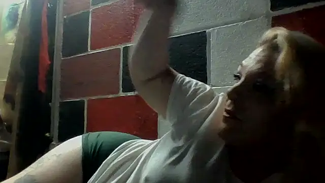 Snapshot of 1anOnlyHoTTLuLu chatting on 11-16-25, 07:57 1anOnlyHoTTLuLu online show from 11-16-25, 07:57