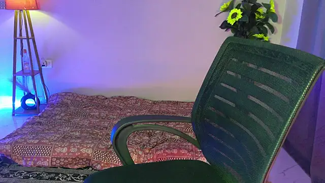 Saira Hotty online show from 04-10-26, 07:15