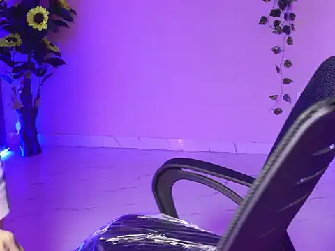 Saira Hotty online show from 02-20-26, 06:26