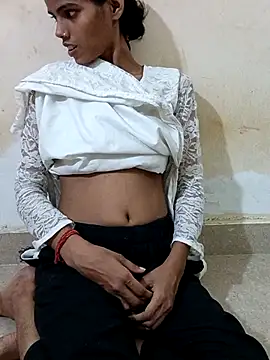 Snapshot of Asha_devi90 chatting on 06-05-26, 04:13 Asha devi90 online show from 06-05-26, 04:13