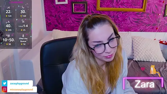 ZarasPlayground online show from 12-15-25, 07:09