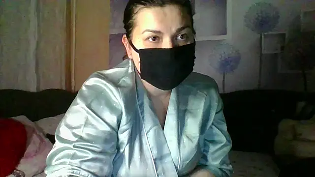 Snapshot of honey_sweet_couple chatting on 11-13-25, 05:06 honey sweet couple online show from 11-13-25, 05:06