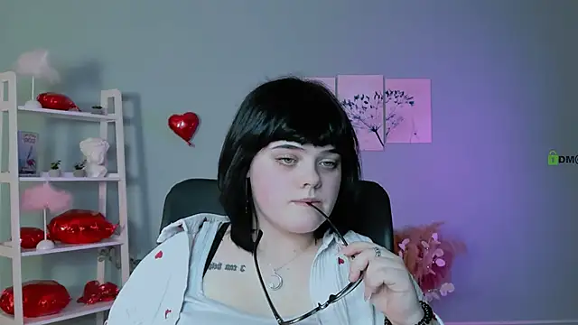 lika pop online show from 02-25-26, 08:19