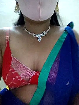 mahalaxmi teluguammai online show from 11-17-25, 06:34