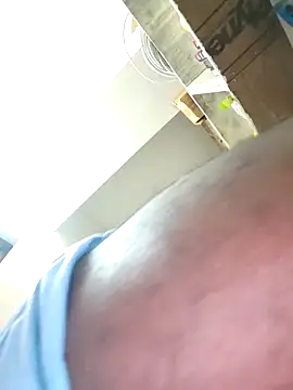 Snapshot of Paramkeerthi chatting on 12-16-25, 03:38 Paramkeerthi online show from 12-16-25, 03:38