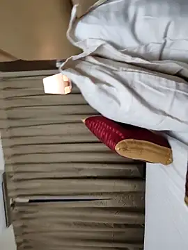 Snapshot of Paramkeerthi chatting on 02-26-26, 01:22 Paramkeerthi online show from 02-26-26, 01:22