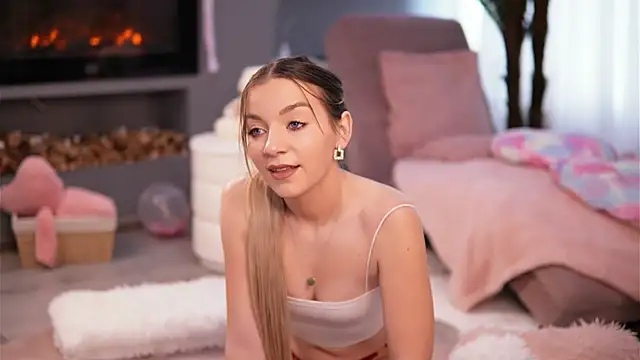 SkyEyesLuna online show from 02-18-26, 03:59