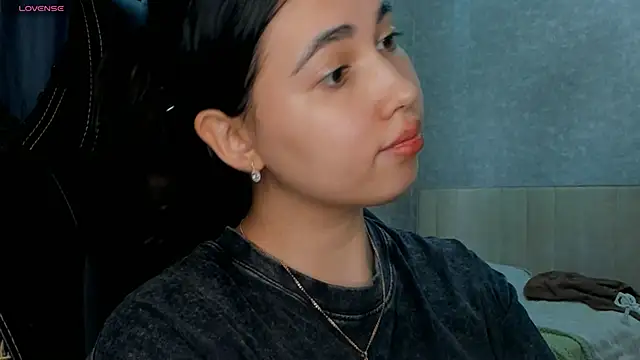 Snapshot of Diara_1an chatting on 05-04-26, 10:18 Diara 1an online show from 05-04-26, 10:18