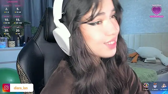 Diara 1an online show from 11-24-25, 02:33