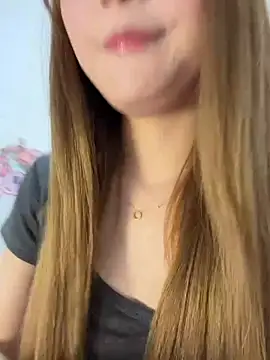 Snapshot of susuya_sha chatting on 06-15-26, 02:28 susuya sha online show from 06-15-26, 02:28