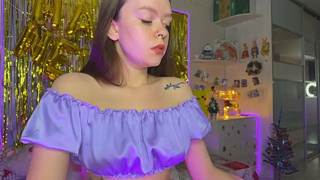 CheekySashaCharm online show from 01-18-26, 01:03