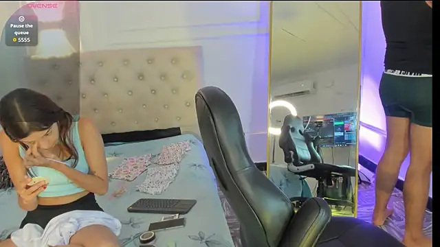 nicolvibes 212 online show from 02-26-26, 10:21