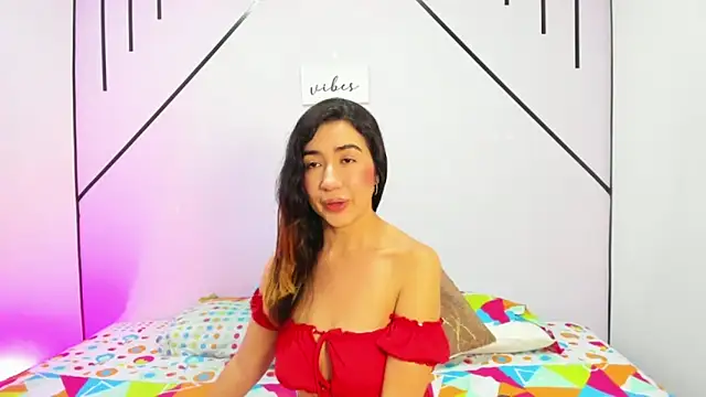 VictoriaRouge  online show from 11-20-25, 12:39