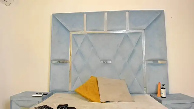 Kymasm online show from 02-12-26, 01:00