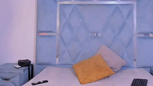 Kymasm online show from 02-25-26, 01:11