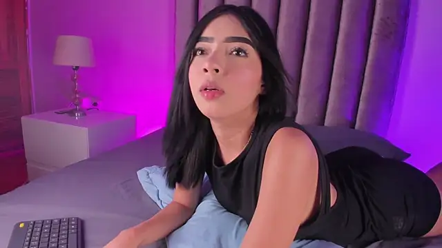 Snapshot of GabrielaSuarez_ chatting on 05-20-26, 07:55 GabrielaSuarez online show from 05-20-26, 07:55
