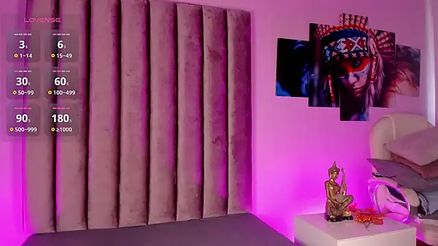 GabrielaSuarez  online show from 07-18-26, 08:39