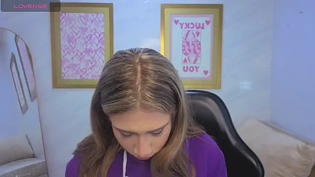 Evy Luxx v online show from 03-21-26, 03:30