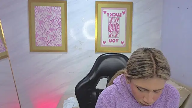 Evy Luxx v online show from 03-28-26, 03:40