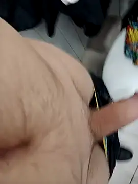 Herperaa1311 online show from 11-13-25, 06:34