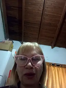 SexyMilf1211 online show from 04-26-26, 12:13