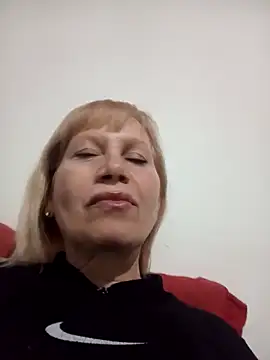 SexyMilf1211 online show from 05-08-26, 08:56