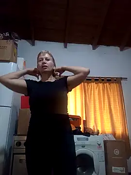 SexyMilf1211 online show from 03-23-26, 02:28