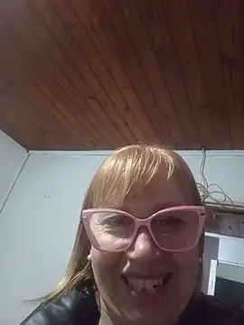 SexyMilf1211 online show from 05-21-26, 11:40