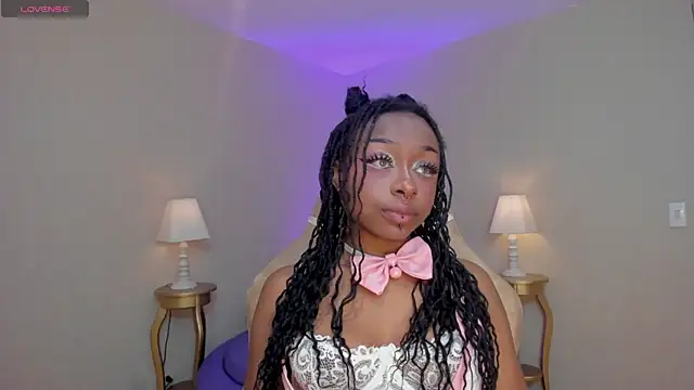 Midnight Bluee online show from 01-06-26, 08:13