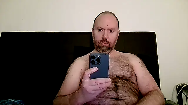 Snapshot of sbeast69 chatting on 02-18-26, 03:04 sbeast69 online show from 02-18-26, 03:04