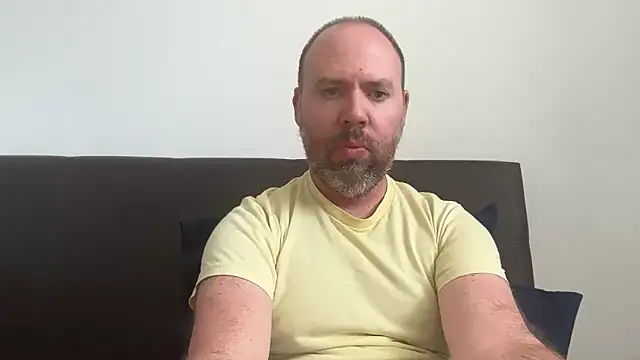 Snapshot of sbeast69 chatting on 06-14-26, 10:33 sbeast69 online show from 06-14-26, 10:33